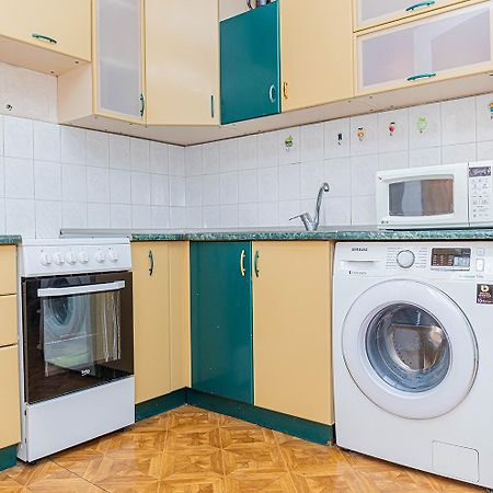 Appartement Reliablehouse Квартира В Самом Центре Города à Almaty Extérieur photo